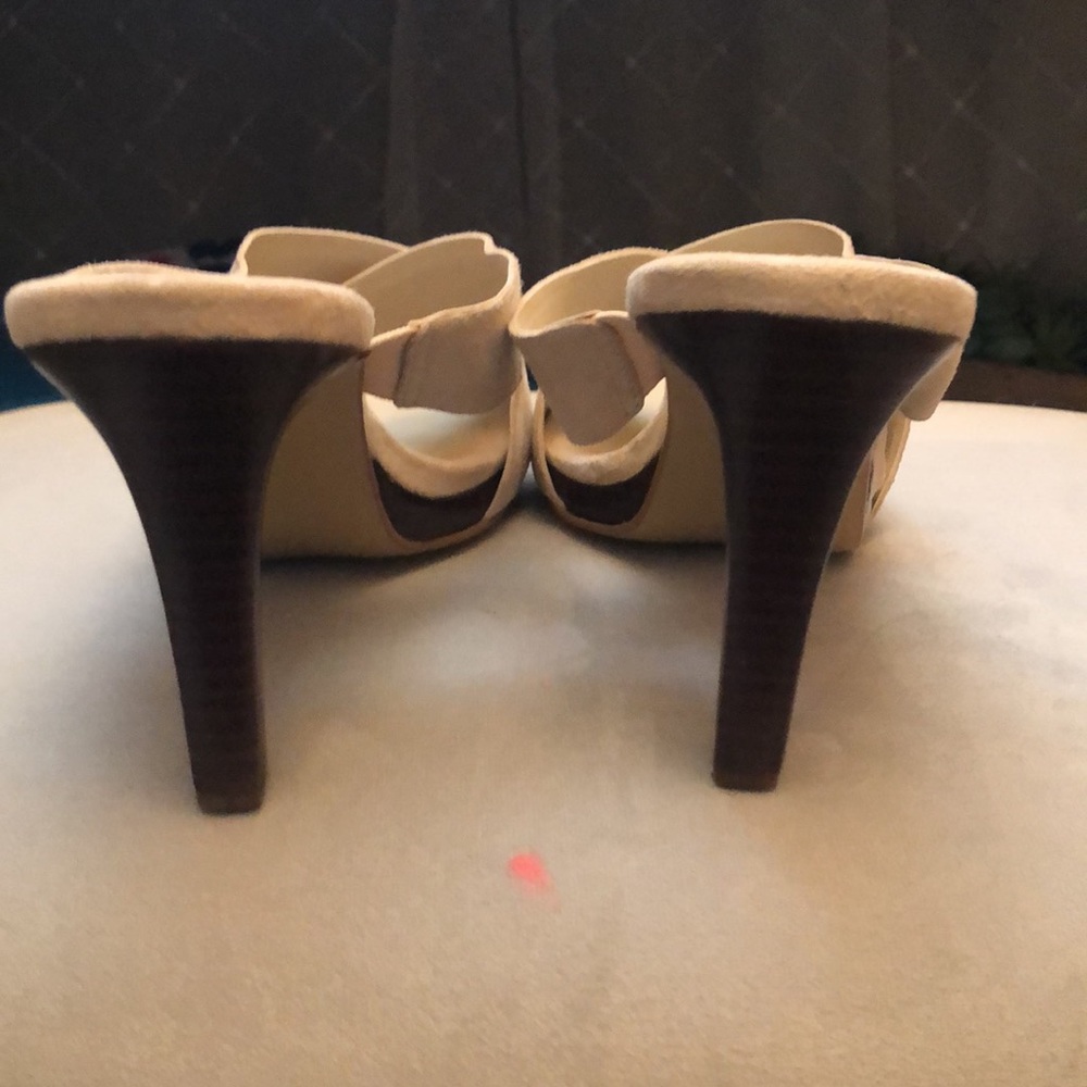 Sandals - Picture 3 of 4